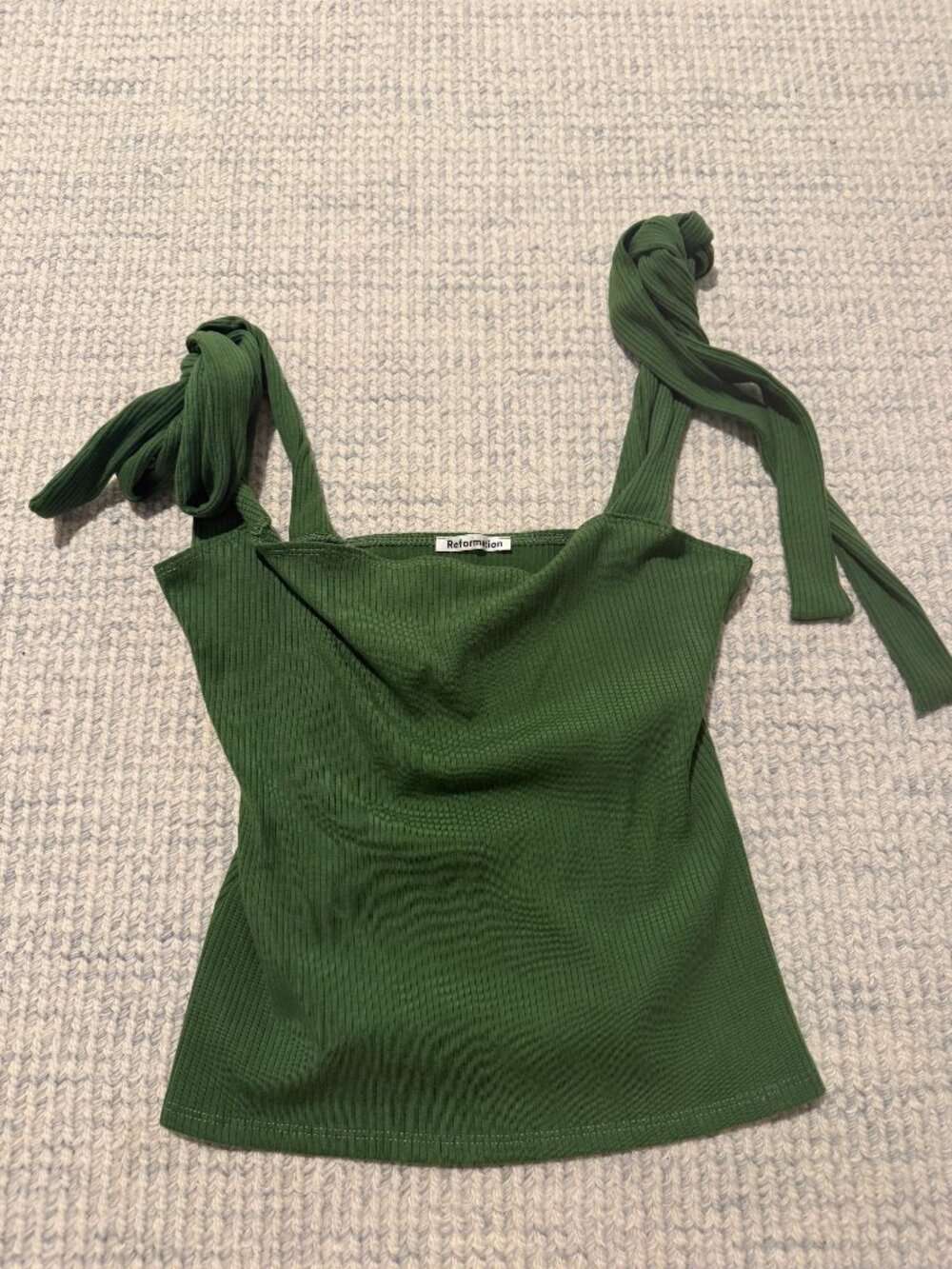 Reformation Green tie tank Sz M
